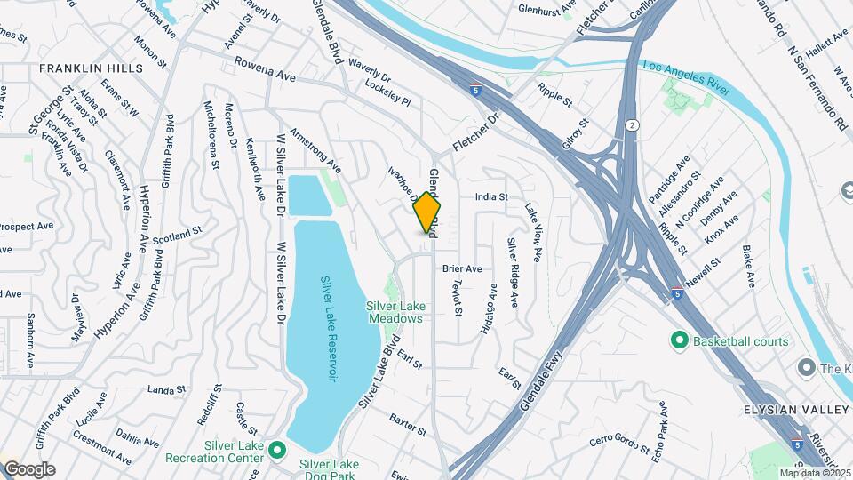 2393 Silver Lake Blvd Mapa y Detalles de la Ubicación