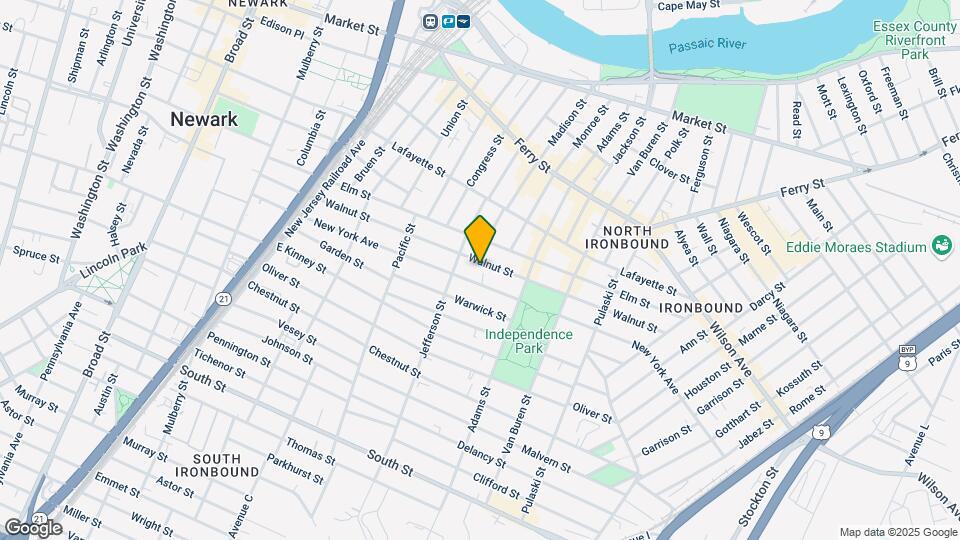 272 Walnut St, Unit 9 Mapa y Detalles de la Ubicación