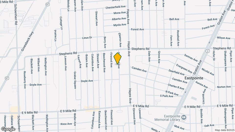23121 Oakwood Ave Map and Location Details