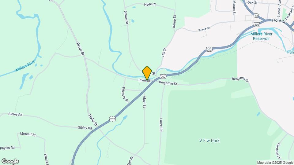 418 River St Map and Location Details