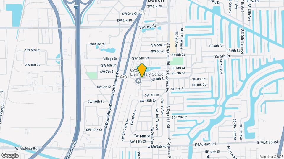 242 SW 7th Ct Map and Location Details