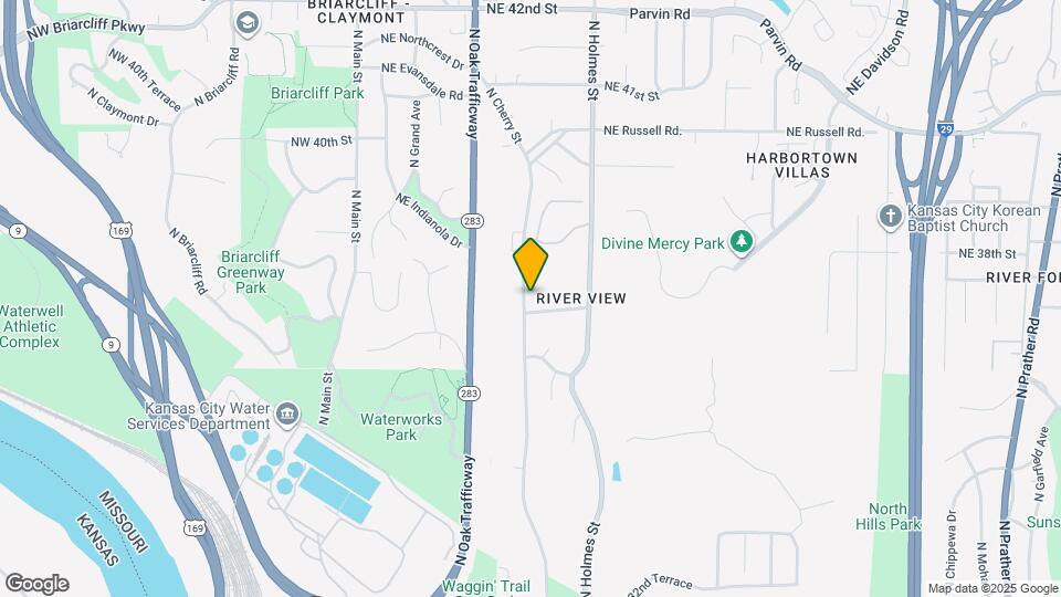 3707 N Cherry St Map and Location Details