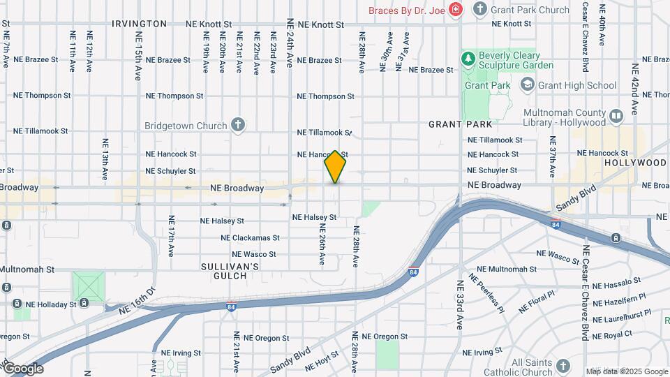 2634 NE Broadway St Mapa y Detalles de la Ubicación