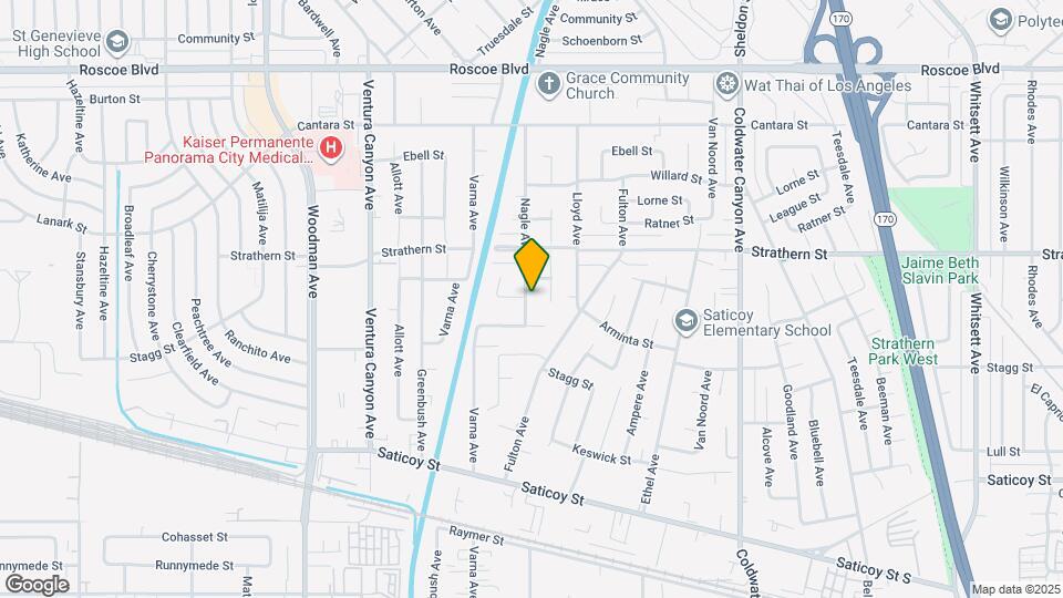7910 Nagle Ave Map and Location Details