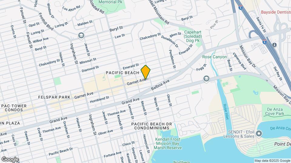 2049-2051 Garnet Ave Mapa y Detalles de la Ubicación