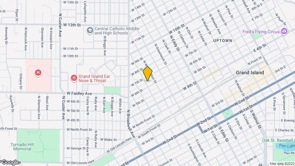 611 N Adams St Mapa y Detalles de la Ubicación