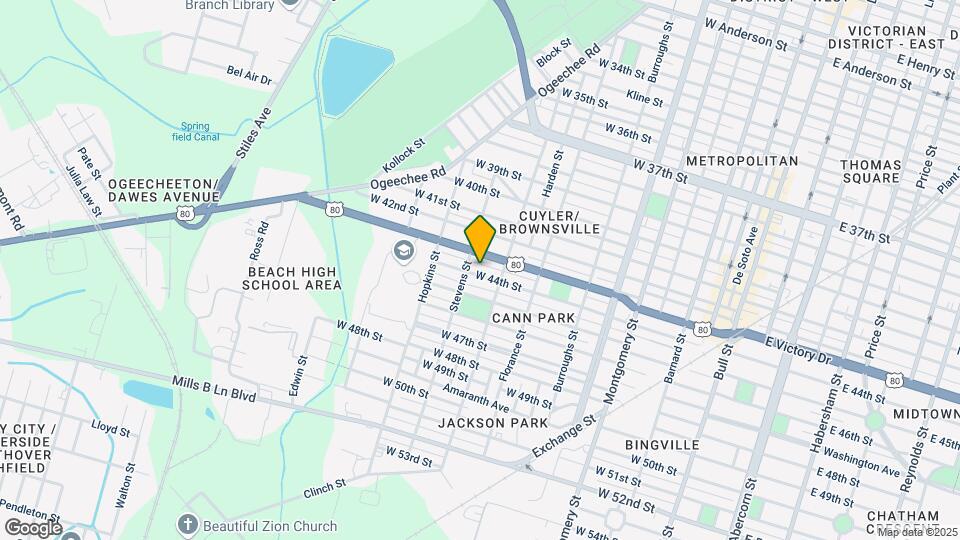 818 W 44th St Map and Location Details