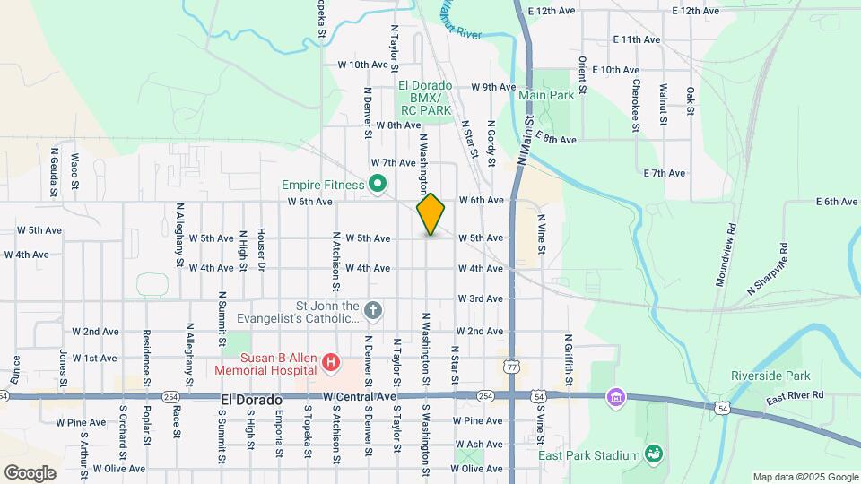 526 N Washington St Map and Location Details