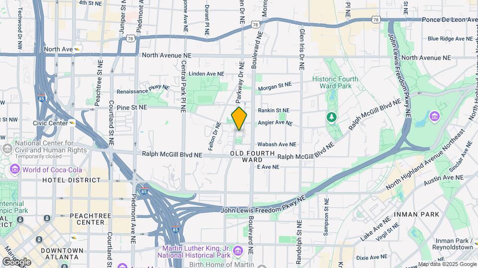 411 NE Parkway Dr Mapa y Detalles de la Ubicación