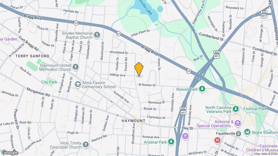 Oakridge Apartments in Fayetteville, NC