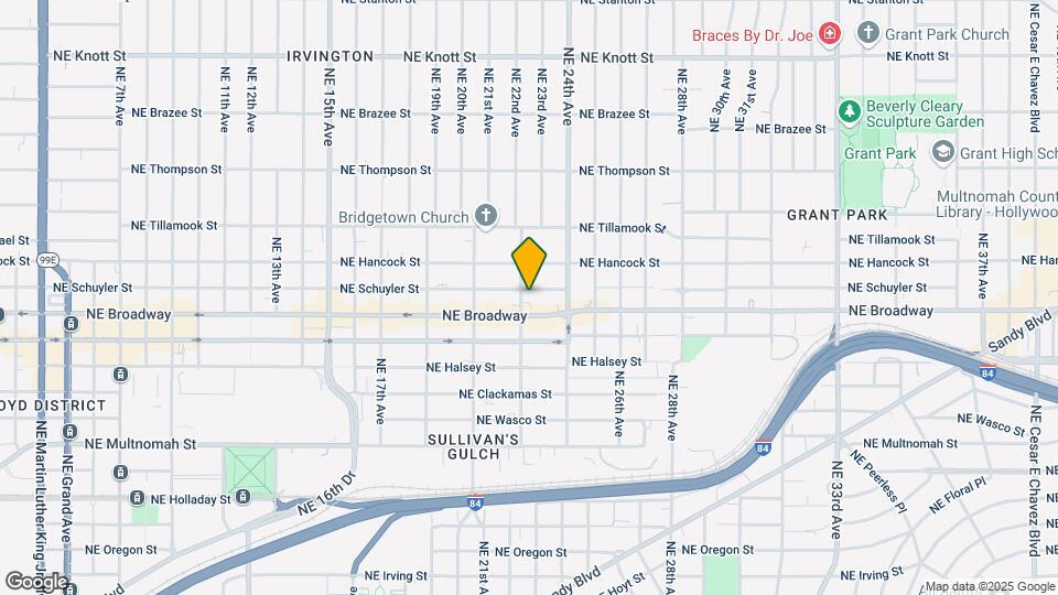 2208 NE Schuyler St Mapa y Detalles de la Ubicación