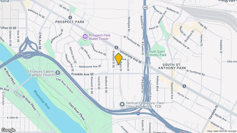 825 Berry St Mapa y Detalles de la Ubicación