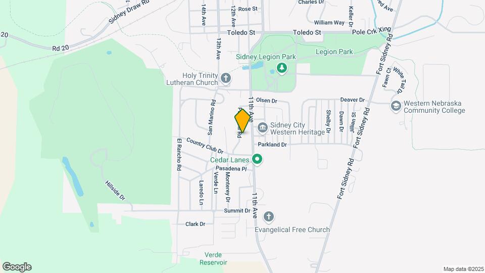 2465 Parkview Dr Map and Location Details