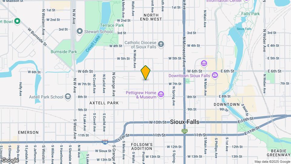 720 W 7th St Mapa y Detalles de la Ubicación