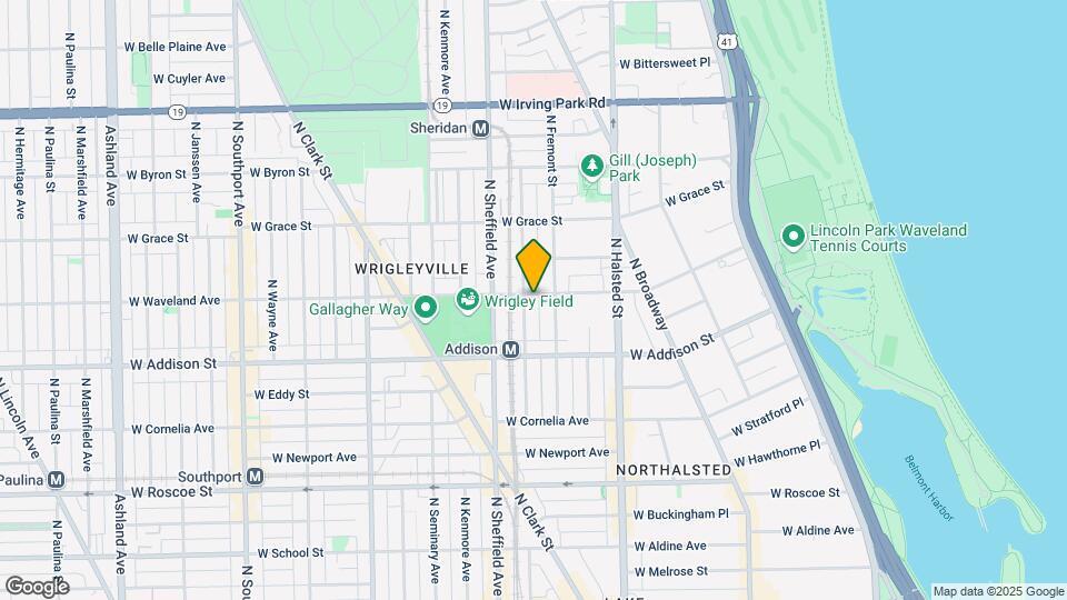 915 W Waveland Ave, Unit 923-3B Map and Location Details