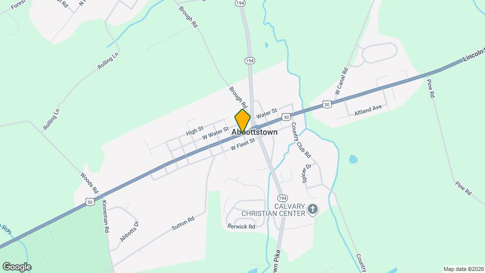 104 W King St Map and Location Details