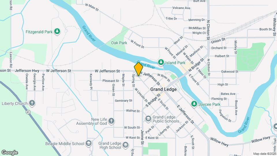 307 W Scott St Map and Location Details