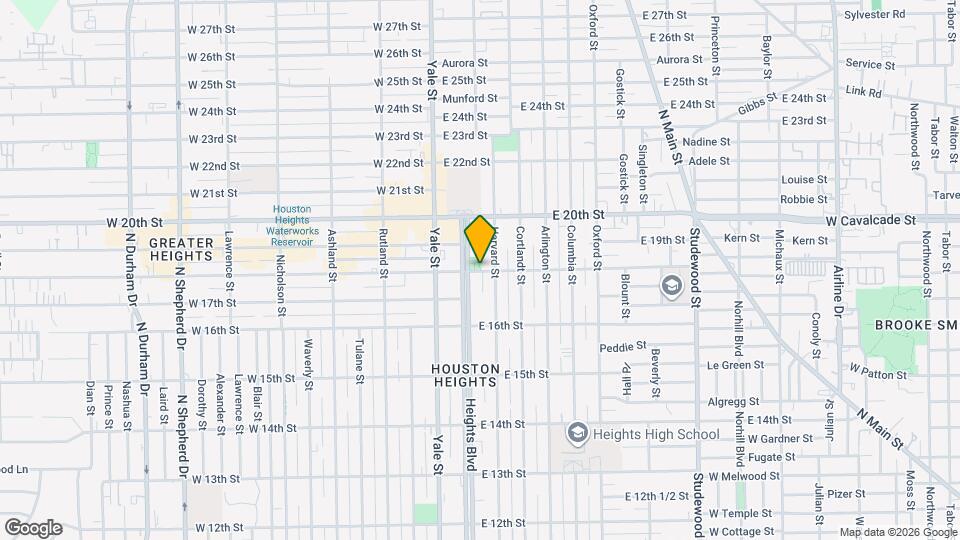 111 E 18th St Map and Location Details