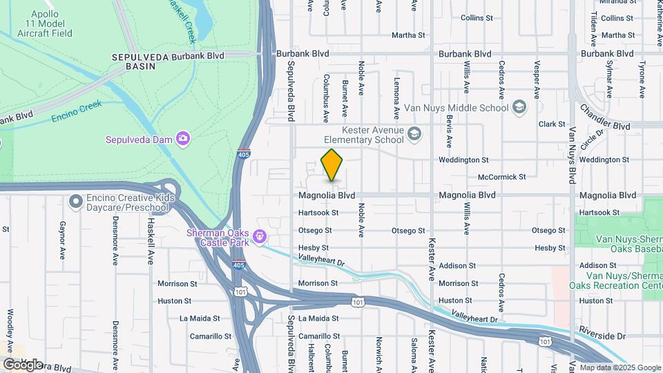 15135 Magnolia Blvd Map and Location Details