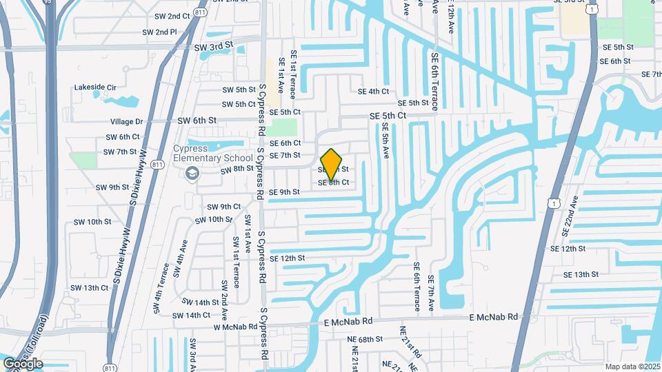 300 SE 8th Ct Map and Location Details