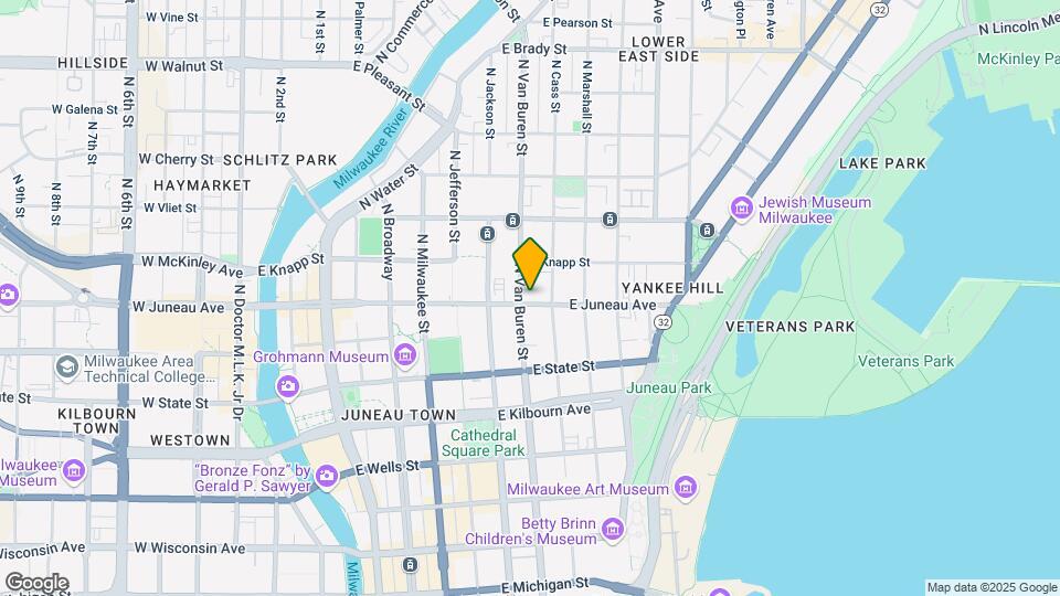 706 E Juneau Ave Mapa y Detalles de la Ubicación