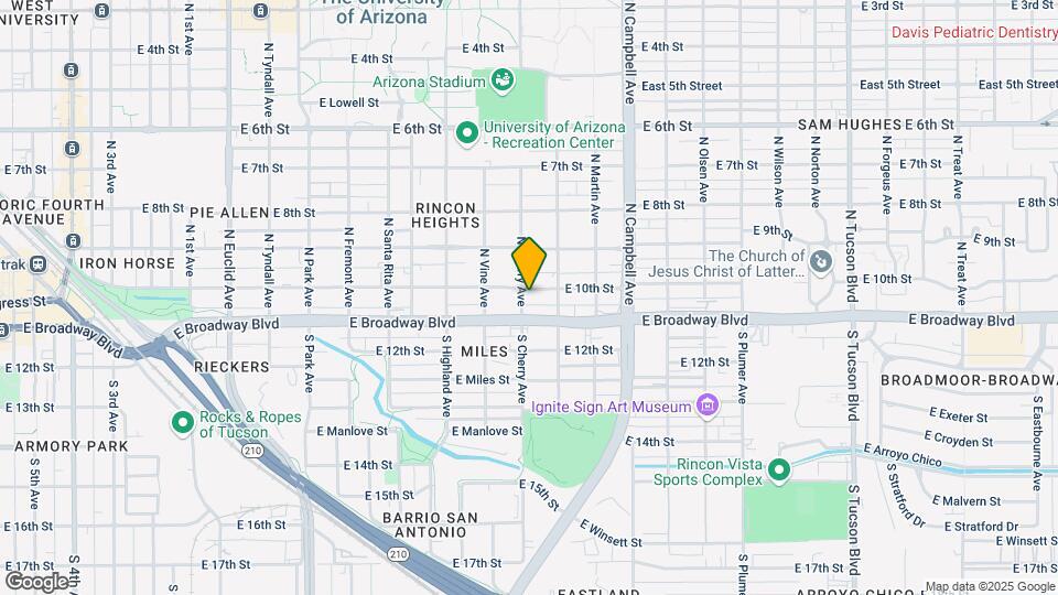1610 E 10th St Map and Location Details