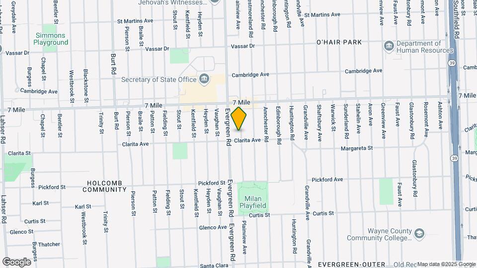 18925 Plainview Ave Map and Location Details