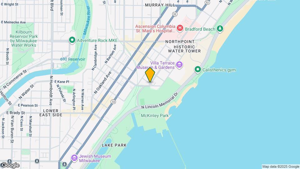 2000 N Lake Dr Map and Location Details