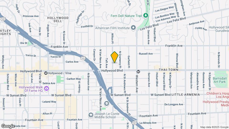 1726 N Wilton Pl Map and Location Details