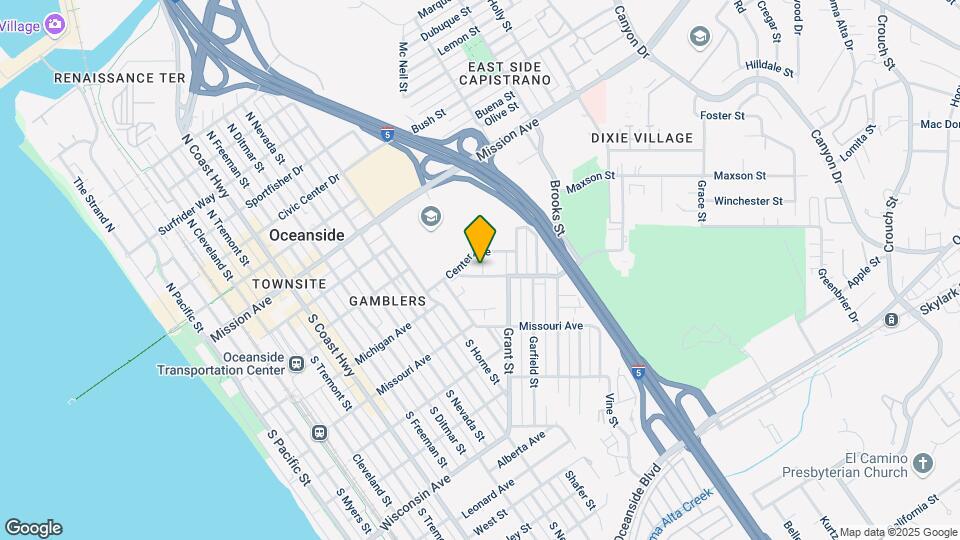 Center Village Oceanside Mapa y Detalles de la Ubicación