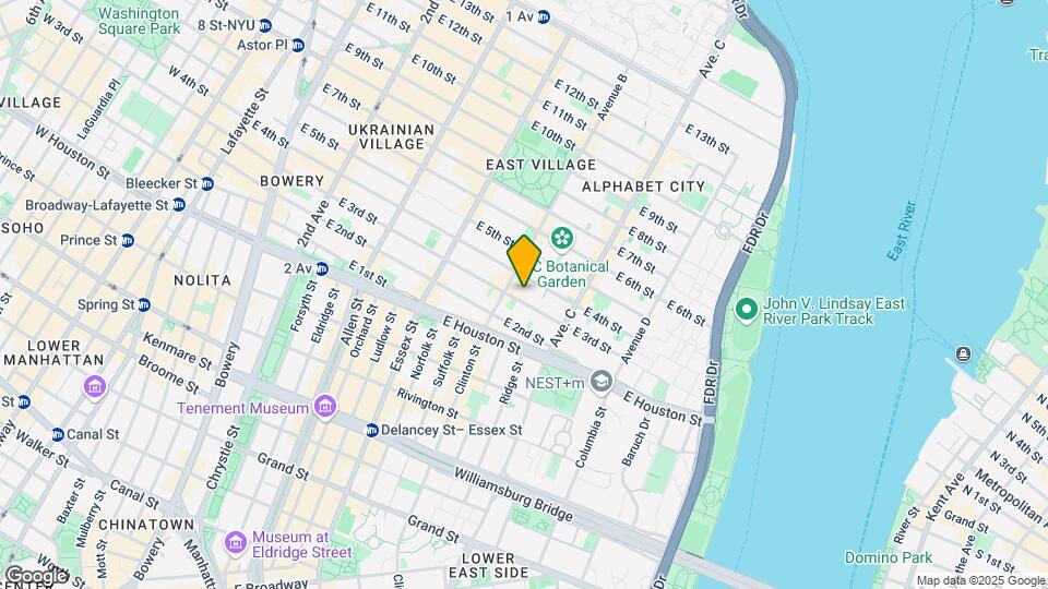 215 E Third St Mapa y Detalles de la Ubicación