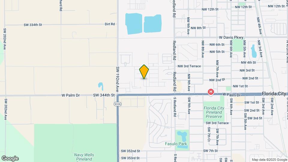 214 NW 13th Ct Map and Location Details