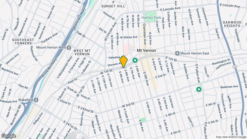 104 W 1st St Mapa y Detalles de la Ubicación