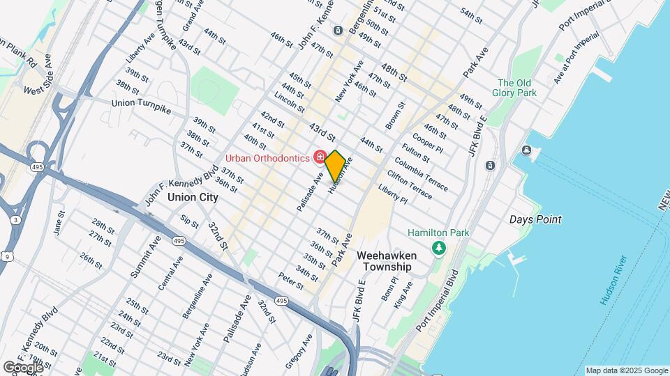 136 40th St Map and Location Details