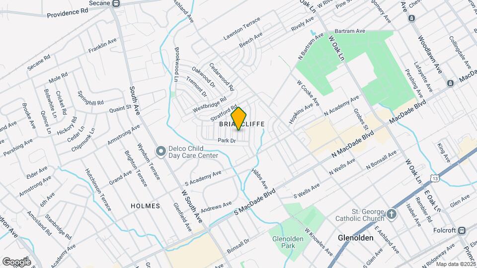 717 Surrey Ln Mapa y Detalles de la Ubicación