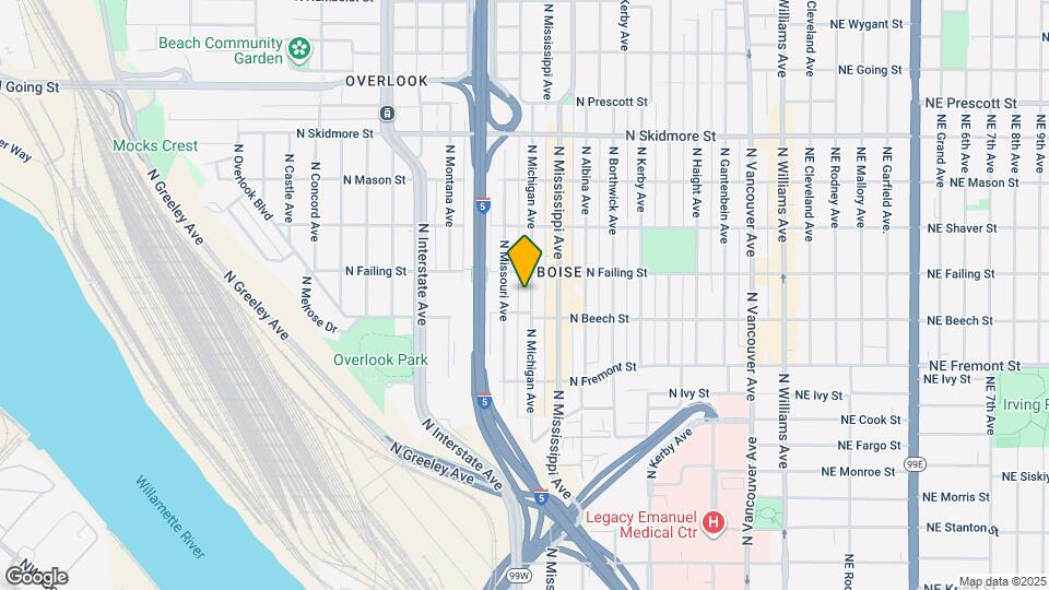 3733 N Michigan Ave Map and Location Details