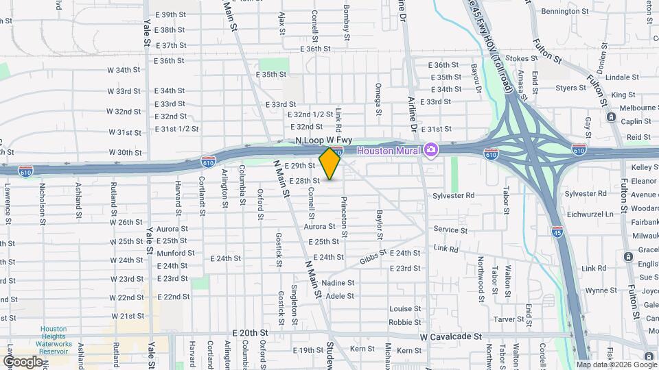 828 E 28th St Map and Location Details