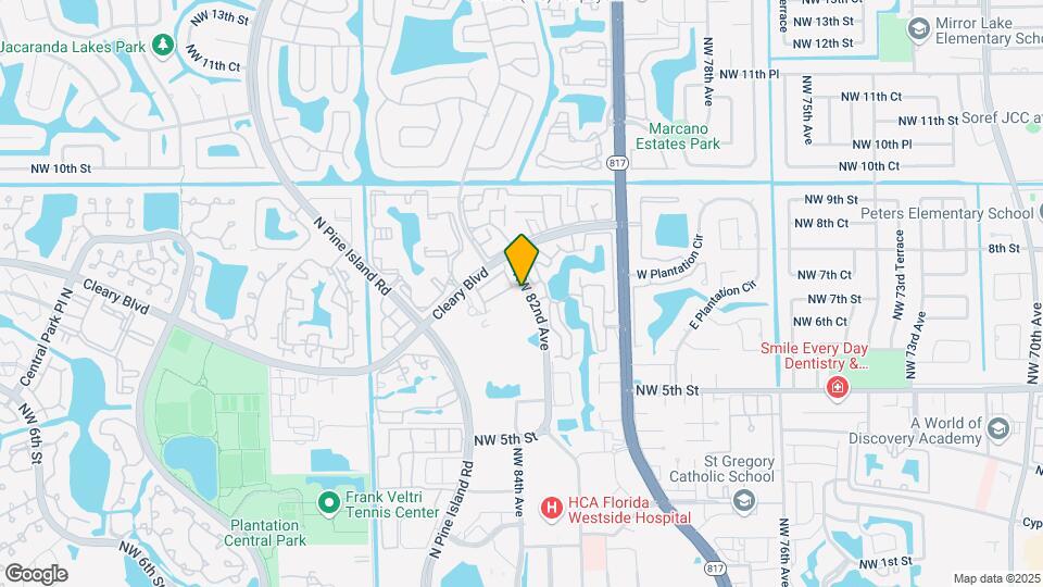 750 NW 82nd Ter Mapa y Detalles de la Ubicación