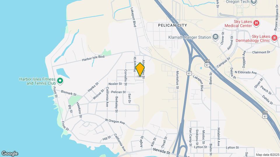 318 McCourt St Map and Location Details