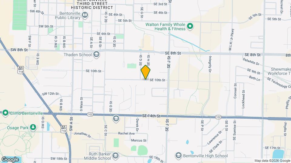 806 SE 10th St Map and Location Details