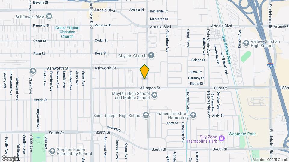 6127 Woodruff Ave Mapa y Detalles de la Ubicación
