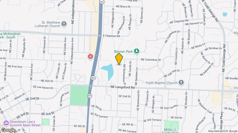 411 NE Westwind Dr Map and Location Details