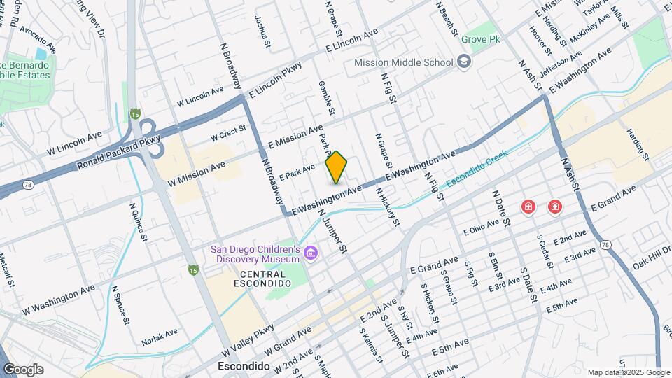 354 E Washington Ave Mapa y Detalles de la Ubicación