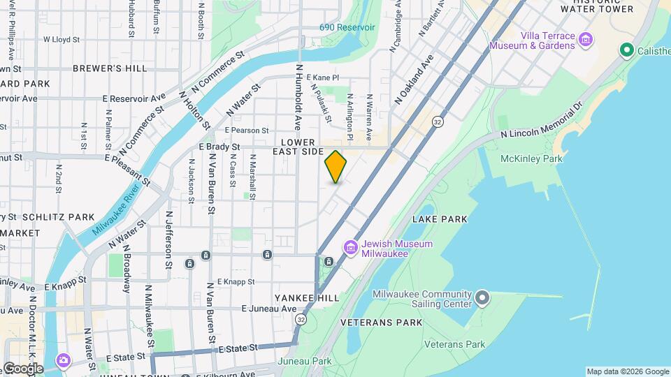 1579 N Warren Ave Map and Location Details