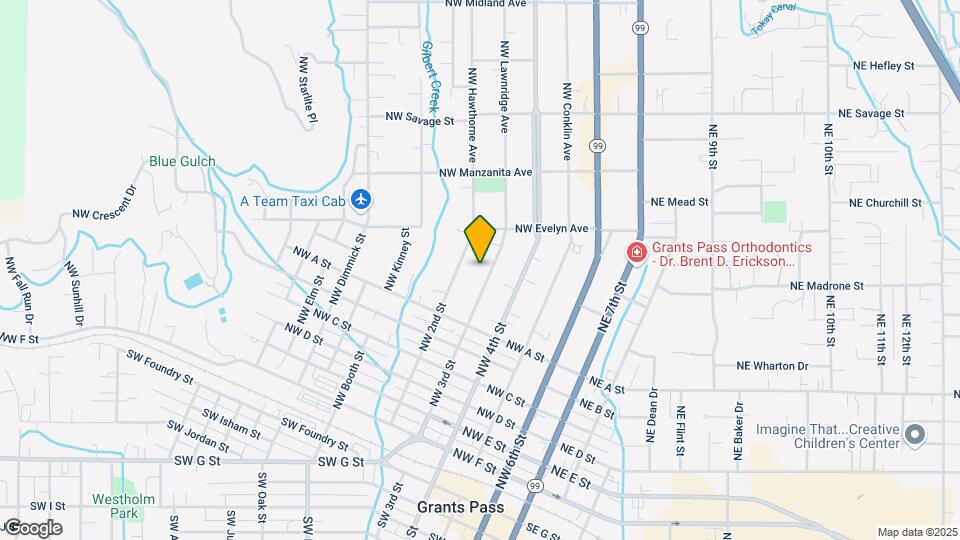 748 NW 3rd St Map and Location Details