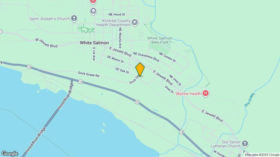 610 SE Oak St Map and Location Details