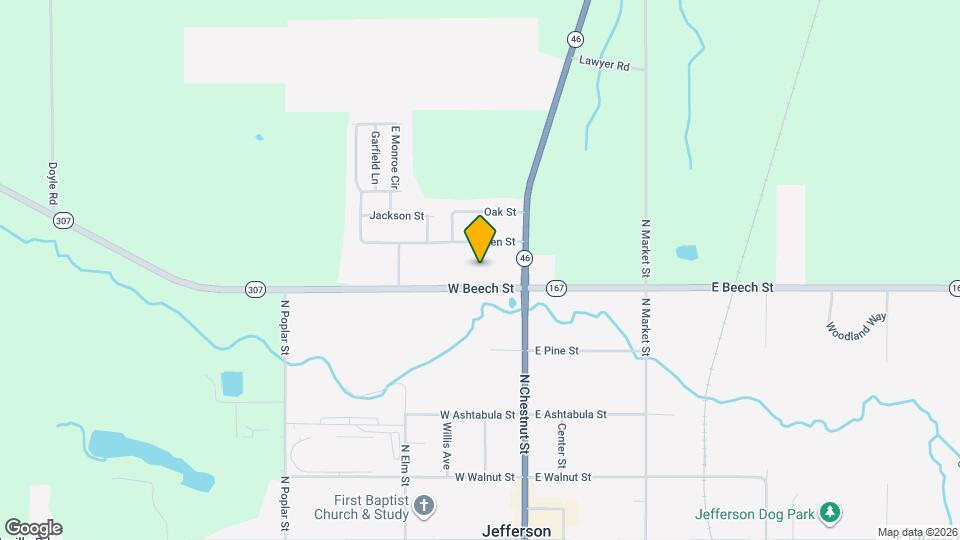 445 W Beech St Map and Location Details