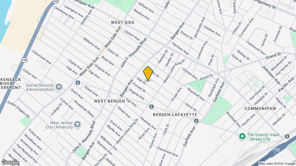 86 Oak St Mapa y Detalles de la Ubicación