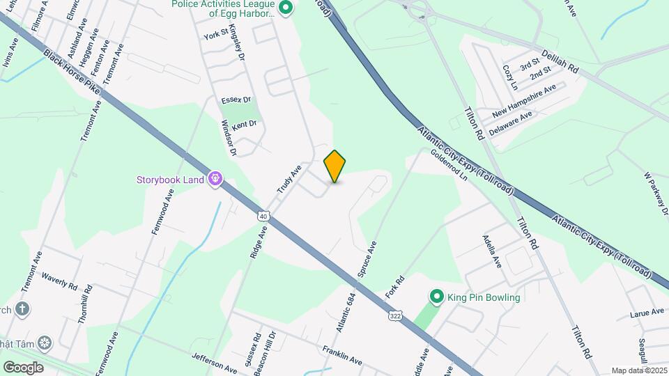 704 St Thomas Dr Mapa y Detalles de la Ubicación