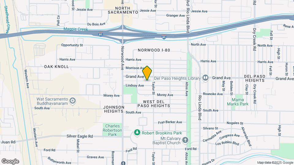 543-545 Lindsay Ave Mapa y Detalles de la Ubicación